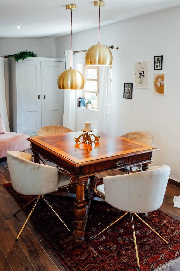 Apartment Aussee- Atelier Salzherrenhof- Kueche, Wlan, Netflix บาดเอาส์ซี ภายนอก รูปภาพ